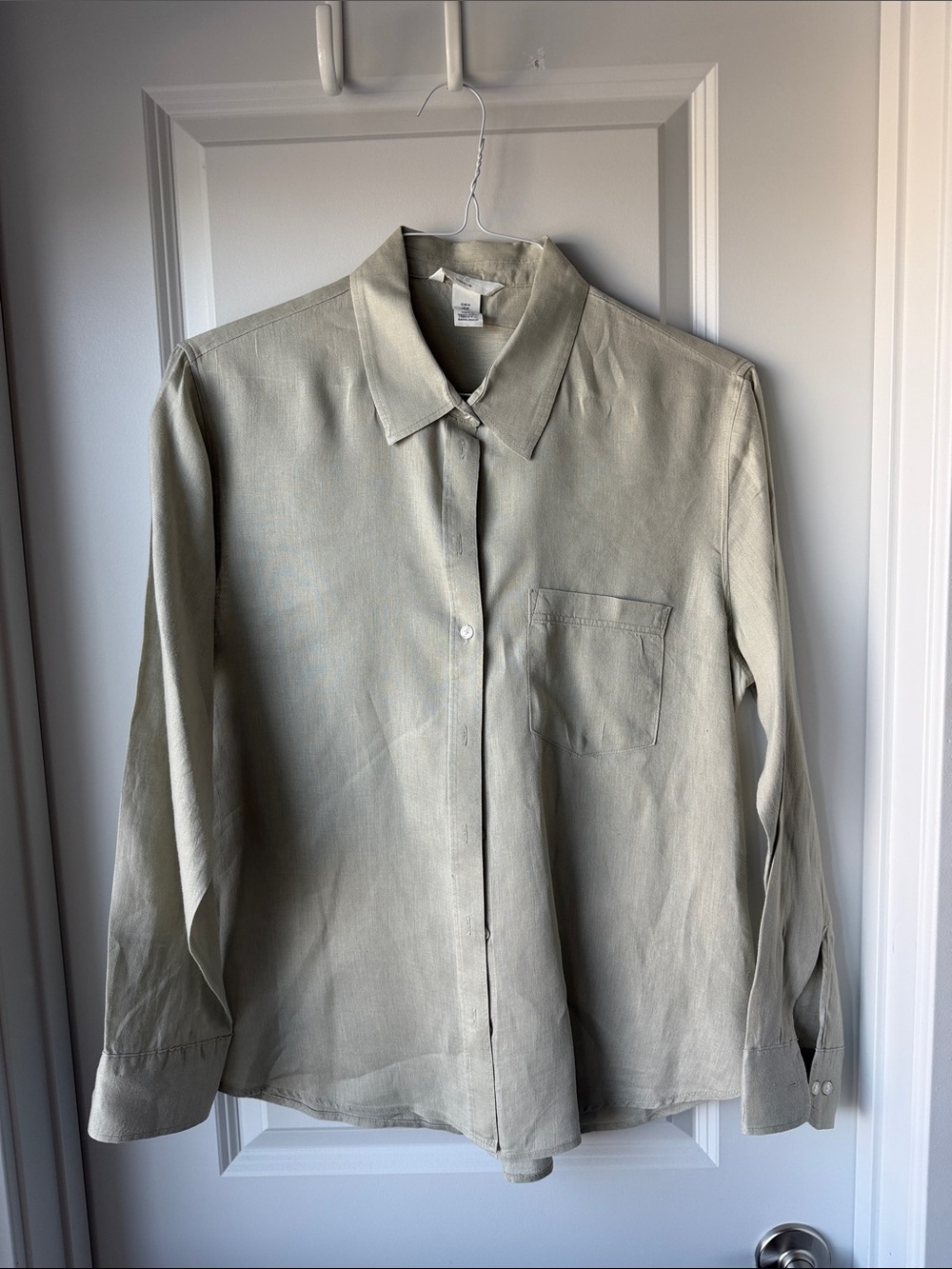 H&M Light Sage Green Button-Up Blouse